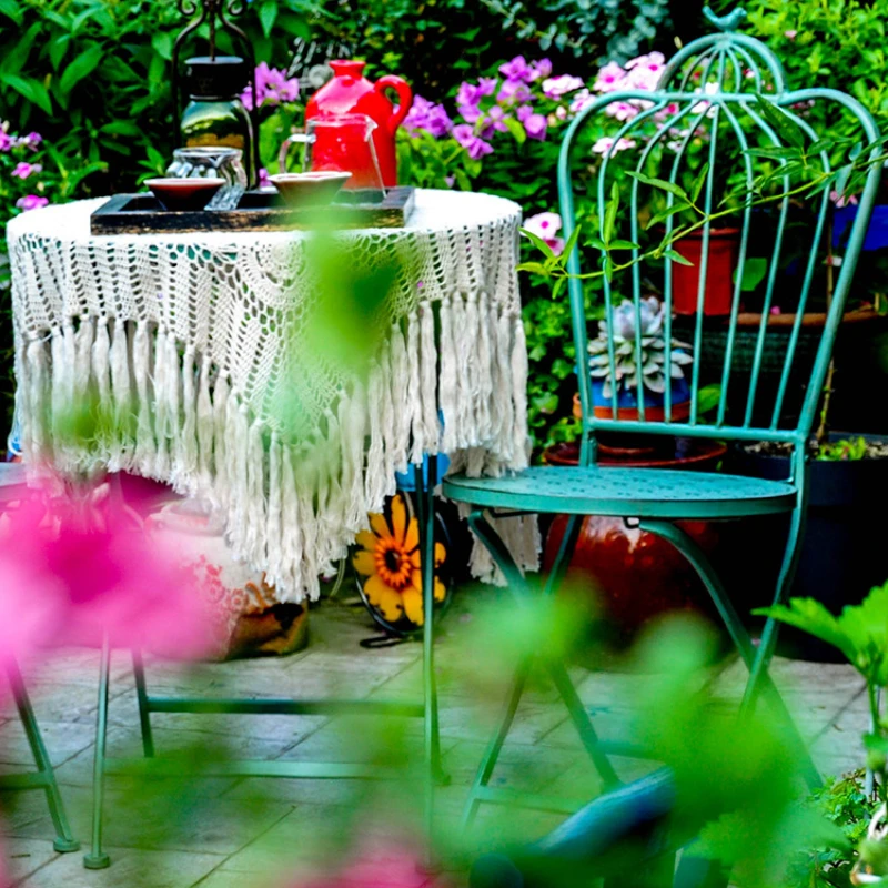 야외 안뜰 정원 의자, 다리미 할로우 아웃 접이식 테이 - Outdoor Furniture Metal Chairs 리뷰 및 가격